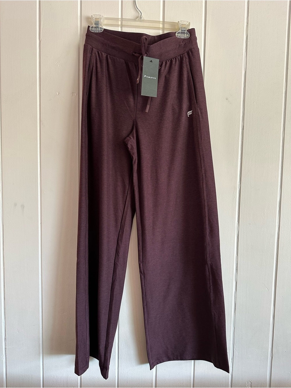 Fabletics Lounge Pants in Plum